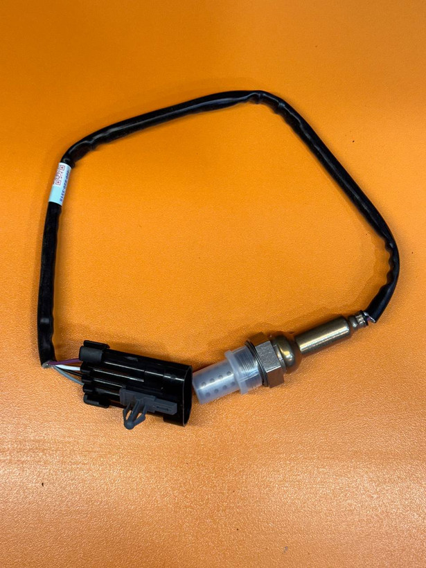سنسور اکسیژن پایین اصلی کی ام سی T8